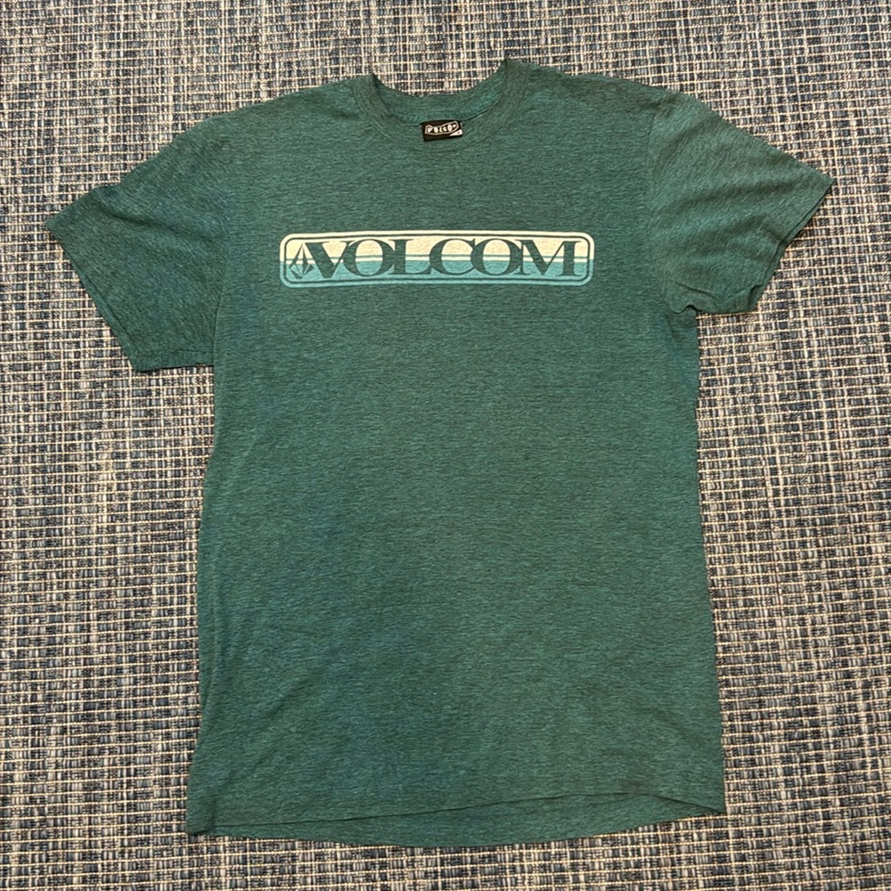 Volcom T shirt